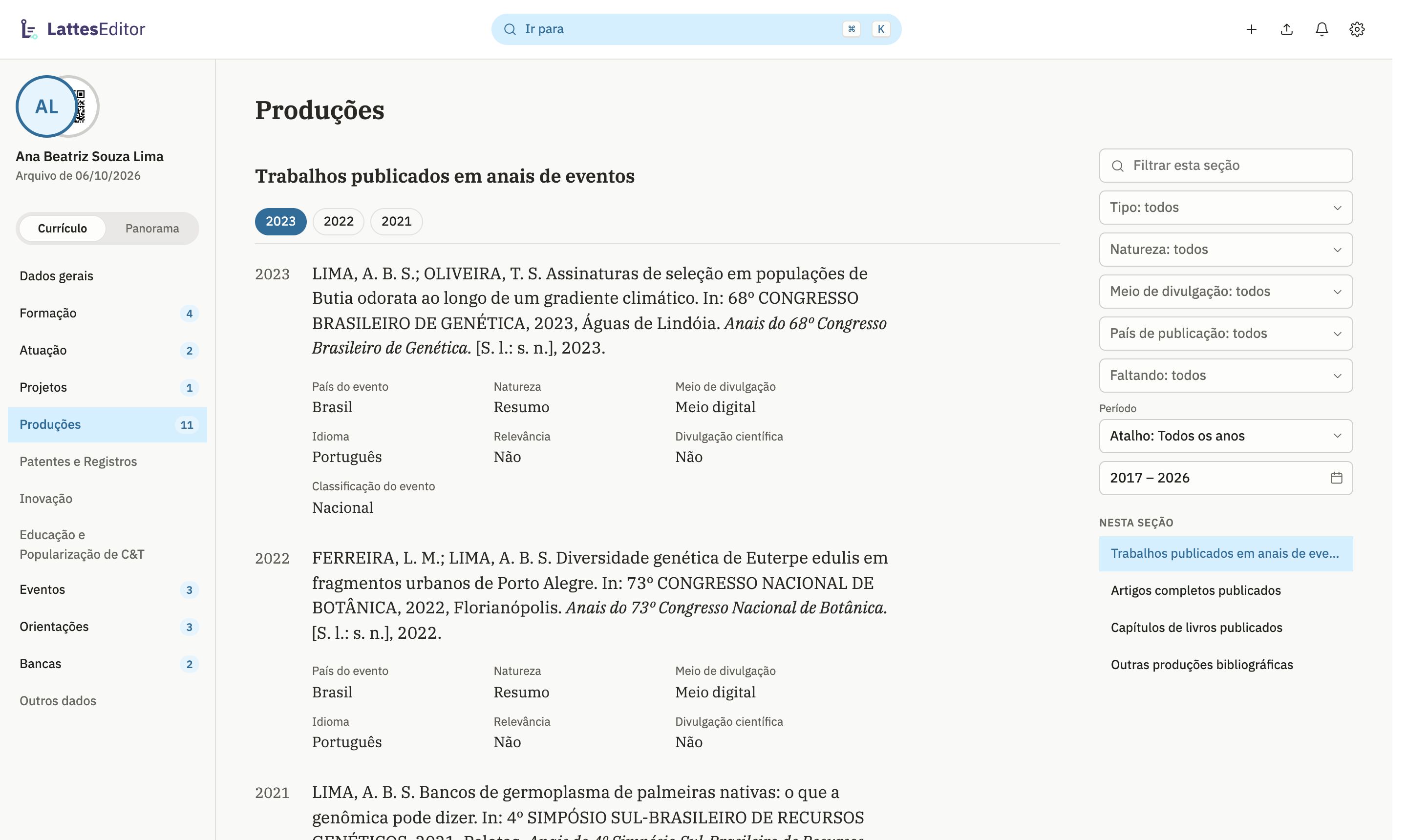 O editor em Produções: a barra lateral leva ao grupo Artigos completos publicados e a barra de anos, a 2022.